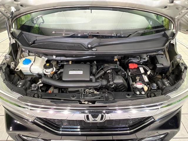 N-BOXカスタム G・Lホンダセンシング 4WD 禁煙車 SDナビ バックカメラ CD/DVD Bluetooth 衝突軽減装置 アダプティブクルコン レーンアシスト LEDヘッド/フォグ オートハイビーム 電動スライドドア 後席サンシェード(18枚目)