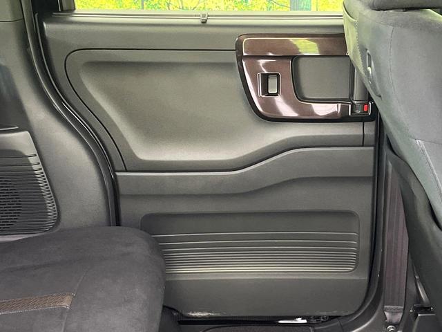 N-BOXカスタム G・Lホンダセンシング 4WD 禁煙車 SDナビ バックカメラ CD/DVD Bluetooth 衝突軽減装置 アダプティブクルコン レーンアシスト LEDヘッド/フォグ オートハイビーム 電動スライドドア 後席サンシェード(41枚目)