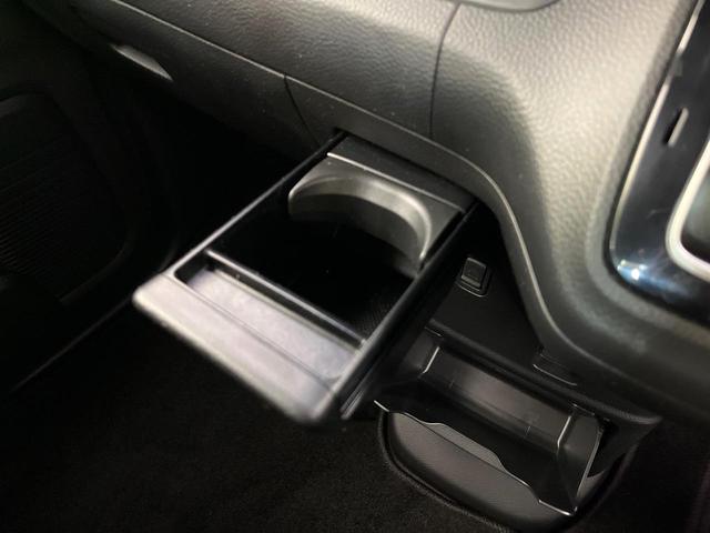 N-BOXカスタム G・Lホンダセンシング 4WD 禁煙車 SDナビ バックカメラ CD/DVD Bluetooth 衝突軽減装置 アダプティブクルコン レーンアシスト LEDヘッド/フォグ オートハイビーム 電動スライドドア 後席サンシェード(44枚目)