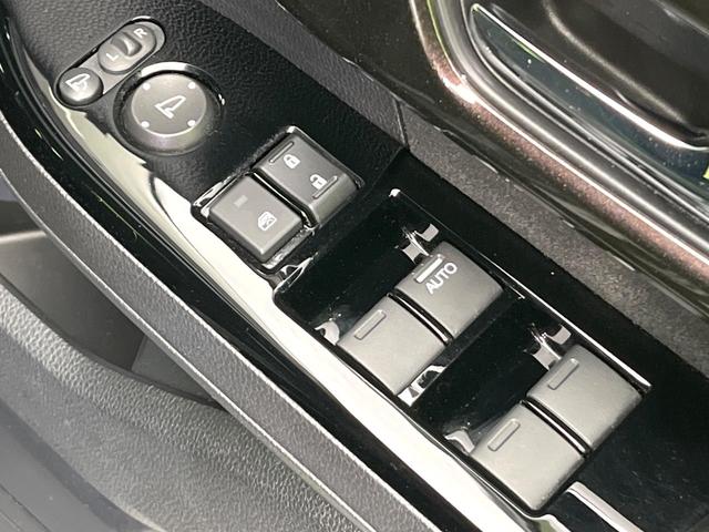 N-BOXカスタム G・Lホンダセンシング 4WD 禁煙車 SDナビ バックカメラ CD/DVD Bluetooth 衝突軽減装置 アダプティブクルコン レーンアシスト LEDヘッド/フォグ オートハイビーム 電動スライドドア 後席サンシェード(47枚目)