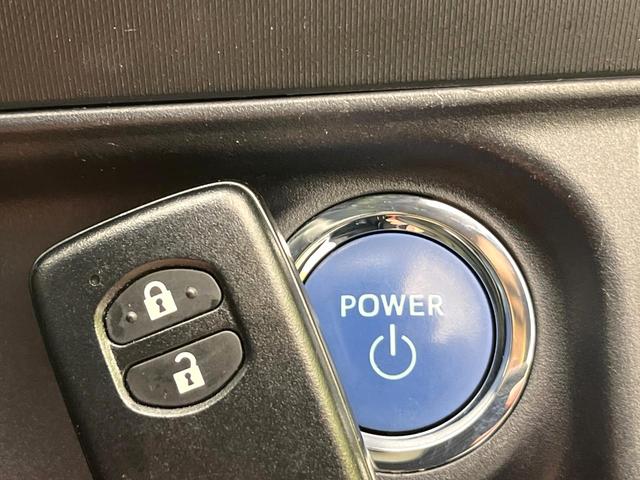 アクア Ｓスタイルブラック　禁煙車　純正ＳＤナビ　バックカメラ　Ｂｌｕｅｔｏｏｔｈ／ＣＤ／ＤＶＤ再生　フルセグ　衝突軽減装置　ＬＥＤヘッド／フォグライト　オートハイビーム　オートライト　コーナーセンサー　前席シートヒーター（6枚目）