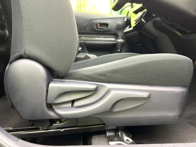 アクア Ｓスタイルブラック　禁煙車　純正ＳＤナビ　バックカメラ　Ｂｌｕｅｔｏｏｔｈ／ＣＤ／ＤＶＤ再生　フルセグ　衝突軽減装置　ＬＥＤヘッド／フォグライト　オートハイビーム　オートライト　コーナーセンサー　前席シートヒーター（32枚目）