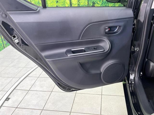 アクア Ｓスタイルブラック　禁煙車　純正ＳＤナビ　バックカメラ　Ｂｌｕｅｔｏｏｔｈ／ＣＤ／ＤＶＤ再生　フルセグ　衝突軽減装置　ＬＥＤヘッド／フォグライト　オートハイビーム　オートライト　コーナーセンサー　前席シートヒーター（40枚目）