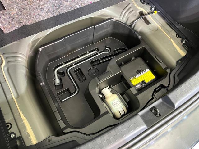 アクア Ｓスタイルブラック　禁煙車　純正ＳＤナビ　バックカメラ　Ｂｌｕｅｔｏｏｔｈ／ＣＤ／ＤＶＤ再生　フルセグ　衝突軽減装置　ＬＥＤヘッド／フォグライト　オートハイビーム　オートライト　コーナーセンサー　前席シートヒーター（44枚目）