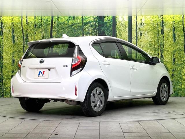 アクア L 禁煙車 メモリーナビ バックカメラ Bluetooth/CD/DVD再生 地デジ 衝突軽減装置 オートハイビーム 横滑り防止装置 オートエアコン キーレス 盗難防止装置 ETC プライバシーガラス(17枚目)