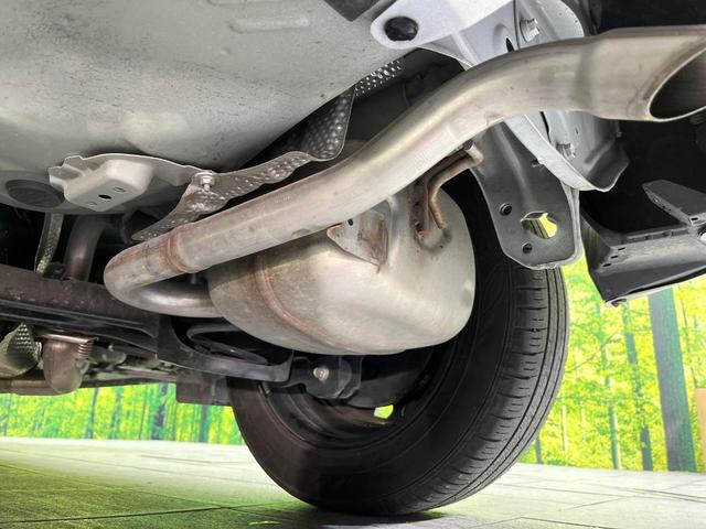 アクア L 禁煙車 メモリーナビ バックカメラ Bluetooth/CD/DVD再生 地デジ 衝突軽減装置 オートハイビーム 横滑り防止装置 オートエアコン キーレス 盗難防止装置 ETC プライバシーガラス(21枚目)