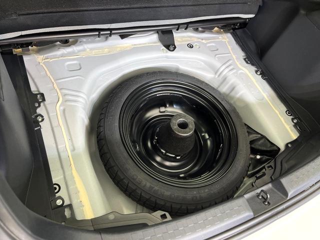 アクア L 禁煙車 メモリーナビ バックカメラ Bluetooth/CD/DVD再生 地デジ 衝突軽減装置 オートハイビーム 横滑り防止装置 オートエアコン キーレス 盗難防止装置 ETC プライバシーガラス(53枚目)