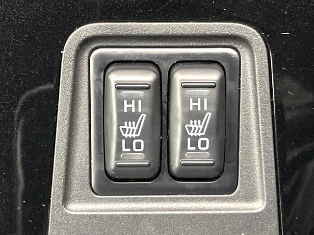 アウトランダー ブラックエディション　４ＷＤ　禁煙車　７人乗り　純正ナビ　全周囲カメラ　ＣＤ／ＤＶＤ／フルセグ　Ｂｌｕｅｔｏｏｔｈ接続　衝突軽減装置　レーダークルコン　ＬＥＤヘッドライト　オートハイビーム　前席シートヒーター　ルーフレール（28枚目）