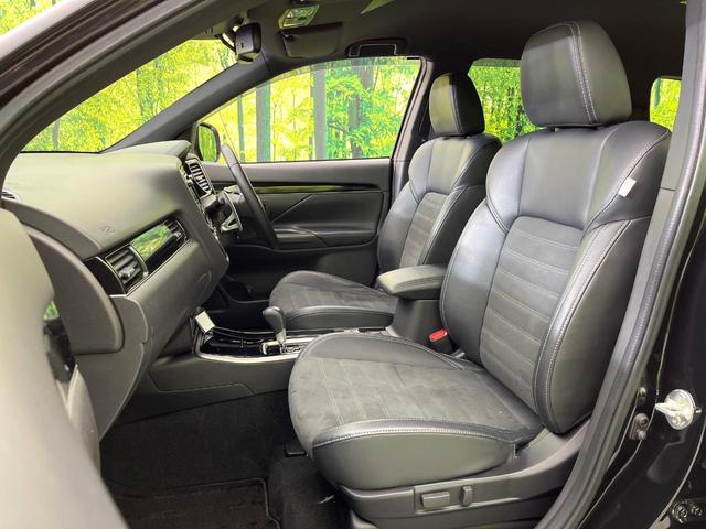 アウトランダー ブラックエディション　４ＷＤ　禁煙車　７人乗り　純正ナビ　全周囲カメラ　ＣＤ／ＤＶＤ／フルセグ　Ｂｌｕｅｔｏｏｔｈ接続　衝突軽減装置　レーダークルコン　ＬＥＤヘッドライト　オートハイビーム　前席シートヒーター　ルーフレール（38枚目）