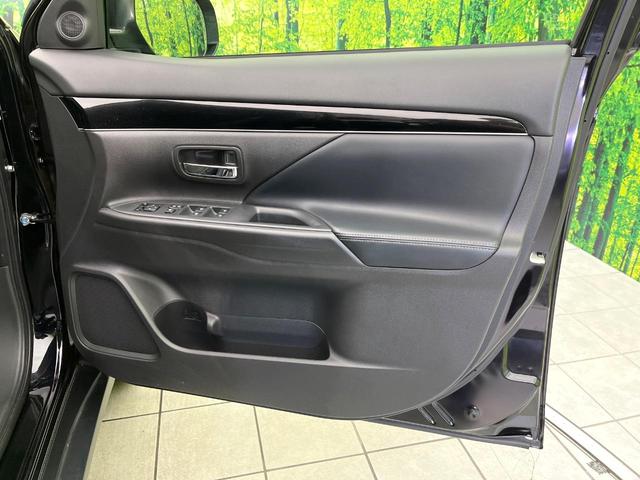 アウトランダー ブラックエディション　４ＷＤ　禁煙車　７人乗り　純正ナビ　全周囲カメラ　ＣＤ／ＤＶＤ／フルセグ　Ｂｌｕｅｔｏｏｔｈ接続　衝突軽減装置　レーダークルコン　ＬＥＤヘッドライト　オートハイビーム　前席シートヒーター　ルーフレール（45枚目）