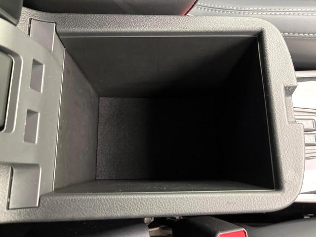 アウトランダー ブラックエディション　４ＷＤ　禁煙車　７人乗り　純正ナビ　全周囲カメラ　ＣＤ／ＤＶＤ／フルセグ　Ｂｌｕｅｔｏｏｔｈ接続　衝突軽減装置　レーダークルコン　ＬＥＤヘッドライト　オートハイビーム　前席シートヒーター　ルーフレール（49枚目）