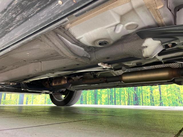 アウトランダー ブラックエディション　４ＷＤ　禁煙車　７人乗り　純正ナビ　全周囲カメラ　ＣＤ／ＤＶＤ／フルセグ　Ｂｌｕｅｔｏｏｔｈ接続　衝突軽減装置　レーダークルコン　ＬＥＤヘッドライト　オートハイビーム　前席シートヒーター　ルーフレール（60枚目）