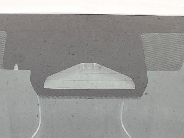 プリウス Z 禁煙車 モデリスタエアロ 12.3型ディスプレイオーディオ 全周囲カメラ TV/Bluetooth トヨタチームメイト LEDヘッド オートハイビーム ステアリングヒーター AC100V ETC2.0(6枚目)