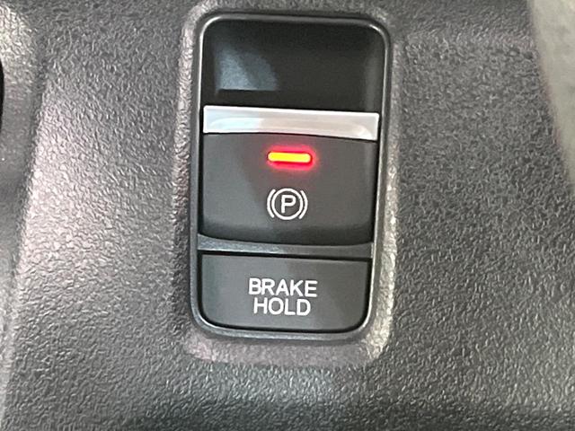 Ｎ－ＢＯＸカスタム ベースグレード　４ＷＤ　届出済未使用車　バックカメラ　衝突軽減装置　アダプティブクルコン　ＬＥＤヘッドライト　オートハイビーム　オートライト　コーナーセンサー　電動スライドドア　前席シートヒーター　スマートキー（26枚目）