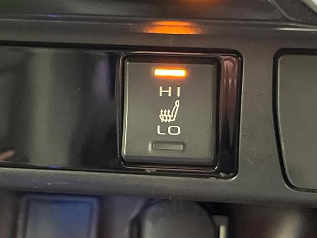 ＲＡＶ４ ハイブリッドＧ　４ＷＤ　禁煙車　純正９型ナビ　バックカメラ　ＣＤ／フルセグ／Ｂｌｕｅｔｏｏｔｈ　ＬＥＤヘッド　オートライト　オートマチックハイビーム　ステアリングヒーター　パワーバックドア　シートヒーター　ＥＴＣ（28枚目）