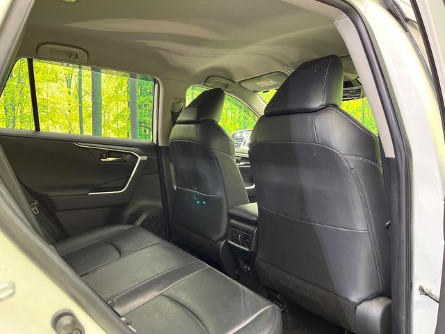 ＲＡＶ４ ハイブリッドＧ　４ＷＤ　禁煙車　純正９型ナビ　バックカメラ　ＣＤ／フルセグ／Ｂｌｕｅｔｏｏｔｈ　ＬＥＤヘッド　オートライト　オートマチックハイビーム　ステアリングヒーター　パワーバックドア　シートヒーター　ＥＴＣ（49枚目）