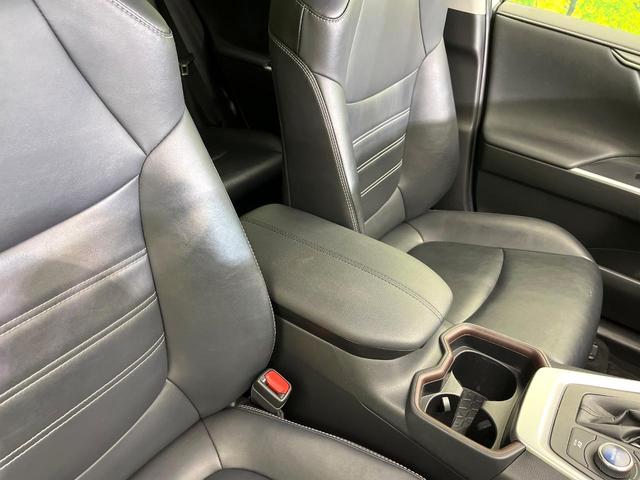 ＲＡＶ４ ハイブリッドＧ　４ＷＤ　禁煙車　純正９型ナビ　バックカメラ　ＣＤ／フルセグ／Ｂｌｕｅｔｏｏｔｈ　ＬＥＤヘッド　オートライト　オートマチックハイビーム　ステアリングヒーター　パワーバックドア　シートヒーター　ＥＴＣ（50枚目）