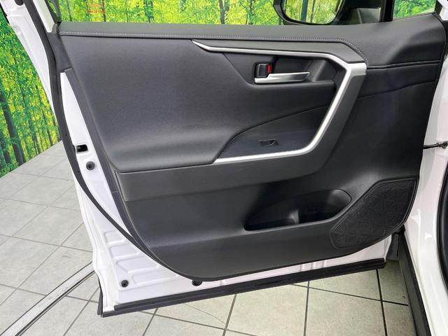 ＲＡＶ４ ハイブリッドＧ　４ＷＤ　禁煙車　純正９型ナビ　バックカメラ　ＣＤ／フルセグ／Ｂｌｕｅｔｏｏｔｈ　ＬＥＤヘッド　オートライト　オートマチックハイビーム　ステアリングヒーター　パワーバックドア　シートヒーター　ＥＴＣ（54枚目）