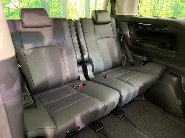 アルファード ２．５Ｓ　Ｃパッケージ　禁煙車　後期型　純正９型ナビ　バックカメラ　ＣＤ／ＤＶＤ／フルセグ　Ｂｌｕｅｔｏｏｔｈ　純正フリップダウンモニター　衝突軽減装置　三眼ＬＥＤヘッド　オートハイビーム　シーケンシャルターンランプ　ＥＴＣ（9枚目）