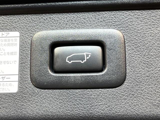 アルファード ２．５Ｓ　Ｃパッケージ　禁煙車　後期型　純正９型ナビ　バックカメラ　ＣＤ／ＤＶＤ／フルセグ　Ｂｌｕｅｔｏｏｔｈ　純正フリップダウンモニター　衝突軽減装置　三眼ＬＥＤヘッド　オートハイビーム　シーケンシャルターンランプ　ＥＴＣ（30枚目）