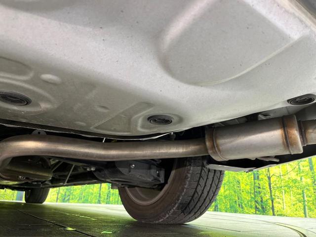 アルファード ２．５Ｓ　Ｃパッケージ　禁煙車　後期型　純正９型ナビ　バックカメラ　ＣＤ／ＤＶＤ／フルセグ　Ｂｌｕｅｔｏｏｔｈ　純正フリップダウンモニター　衝突軽減装置　三眼ＬＥＤヘッド　オートハイビーム　シーケンシャルターンランプ　ＥＴＣ（31枚目）