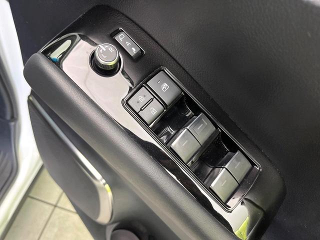 アルファード ２．５Ｓ　Ｃパッケージ　禁煙車　後期型　純正９型ナビ　バックカメラ　ＣＤ／ＤＶＤ／フルセグ　Ｂｌｕｅｔｏｏｔｈ　純正フリップダウンモニター　衝突軽減装置　三眼ＬＥＤヘッド　オートハイビーム　シーケンシャルターンランプ　ＥＴＣ（34枚目）