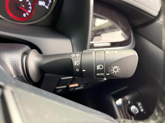 アルファード ２．５Ｓ　Ｃパッケージ　禁煙車　後期型　純正９型ナビ　バックカメラ　ＣＤ／ＤＶＤ／フルセグ　Ｂｌｕｅｔｏｏｔｈ　純正フリップダウンモニター　衝突軽減装置　三眼ＬＥＤヘッド　オートハイビーム　シーケンシャルターンランプ　ＥＴＣ（53枚目）
