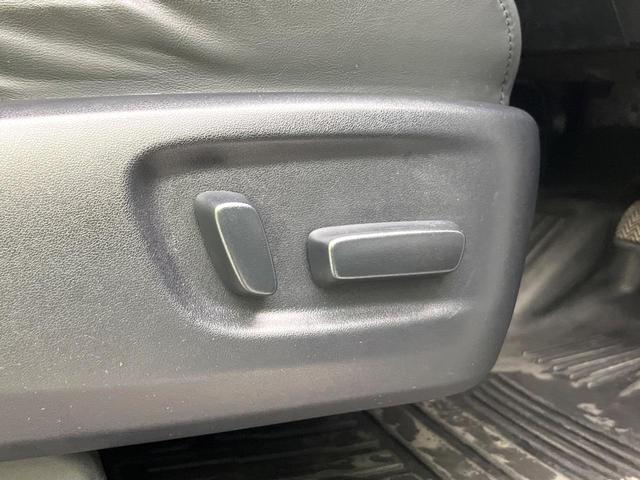 アルファード ２．５Ｓ　Ｃパッケージ　禁煙車　後期型　純正９型ナビ　バックカメラ　ＣＤ／ＤＶＤ／フルセグ　Ｂｌｕｅｔｏｏｔｈ　純正フリップダウンモニター　衝突軽減装置　三眼ＬＥＤヘッド　オートハイビーム　シーケンシャルターンランプ　ＥＴＣ（70枚目）