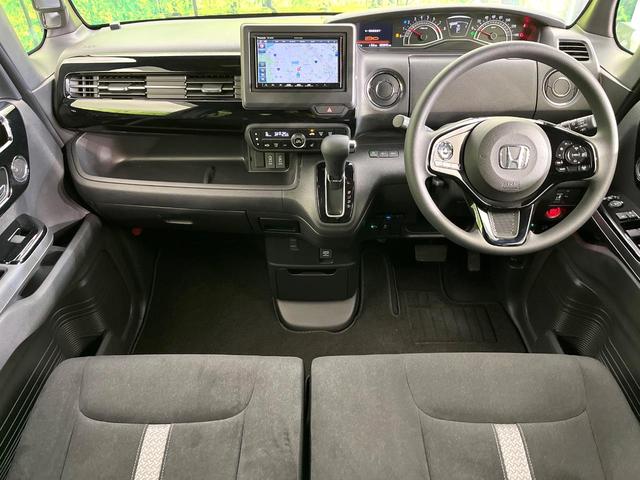 Ｎ－ＢＯＸカスタム Ｌ　禁煙車　後期型　ＳＤナビ　バックカメラ　ＣＤ／ＤＶＤ／フルセグ　Ｂｌｕｅｔｏｏｔｈ　衝突軽減装置　アダプティブクルコン　レーンアシスト　ＬＥＤヘッド／フォグ　電動スライドドア　オートエアコン　ＥＴＣ（2枚目）