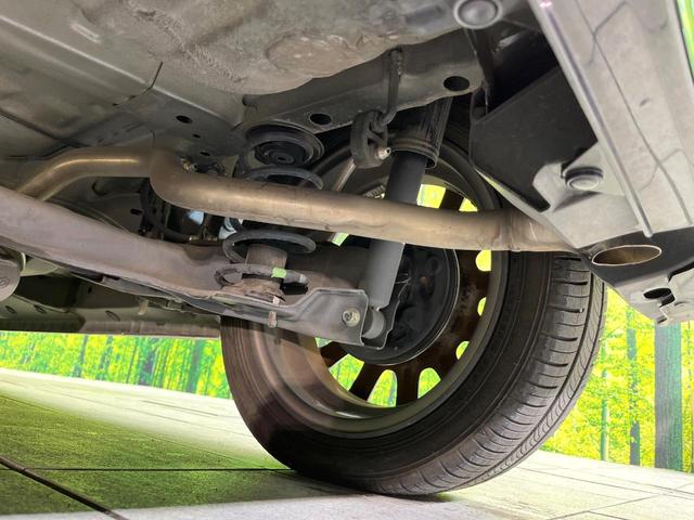 N-BOXカスタム G ターボSSブラックスタイルパッケージ 禁煙車 SDナビ CD/DVD/Bliutooth バックカメラ 両側電動スライドドア 衝突軽減装置 HIDヘッド/LEDフォグ オートライト グレード専用15インチアルミ シートヒーター(30枚目)