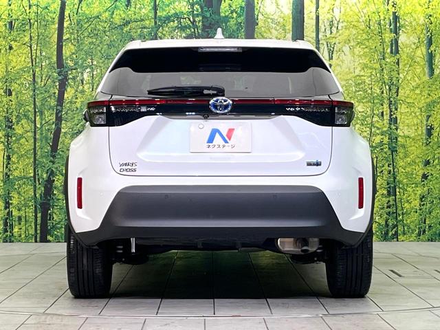 ヤリスクロス ハイブリッドＺ　禁煙車　純正８型ディスプレイオーディオ　全周囲カメラ　Ｂｌｕｅｔｏｏｔｈ　衝突軽減装置　レーダークルコン　ＬＥＤヘッドライト　オートハイビーム　ブラインドスポットモニター　前席シートヒーター　ＥＴＣ（15枚目）