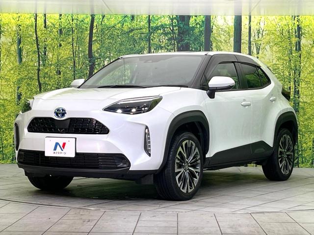 ヤリスクロス ハイブリッドＺ　禁煙車　純正８型ディスプレイオーディオ　全周囲カメラ　Ｂｌｕｅｔｏｏｔｈ　衝突軽減装置　レーダークルコン　ＬＥＤヘッドライト　オートハイビーム　ブラインドスポットモニター　前席シートヒーター　ＥＴＣ（25枚目）
