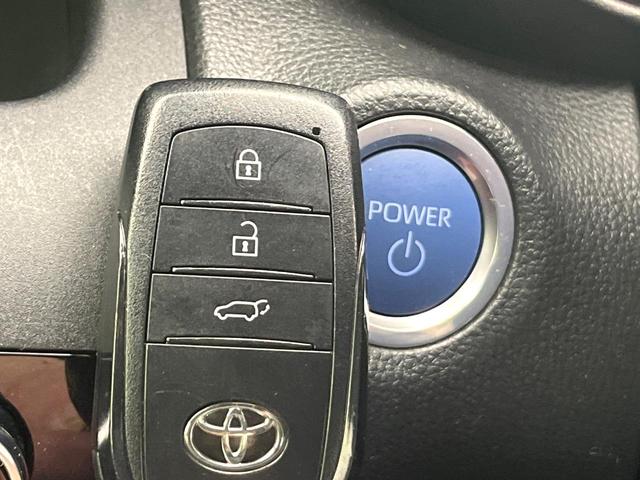 ヤリスクロス ハイブリッドＺ　禁煙車　純正８型ディスプレイオーディオ　全周囲カメラ　Ｂｌｕｅｔｏｏｔｈ　衝突軽減装置　レーダークルコン　ＬＥＤヘッドライト　オートハイビーム　ブラインドスポットモニター　前席シートヒーター　ＥＴＣ（43枚目）