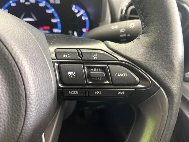 ヤリスクロス ハイブリッドＺ　禁煙車　純正８型ディスプレイオーディオ　全周囲カメラ　Ｂｌｕｅｔｏｏｔｈ　衝突軽減装置　レーダークルコン　ＬＥＤヘッドライト　オートハイビーム　ブラインドスポットモニター　前席シートヒーター　ＥＴＣ（46枚目）