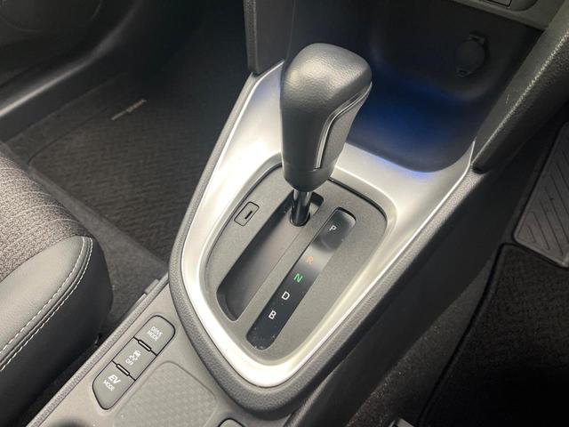 ヤリスクロス ハイブリッドＺ　禁煙車　純正８型ディスプレイオーディオ　全周囲カメラ　Ｂｌｕｅｔｏｏｔｈ　衝突軽減装置　レーダークルコン　ＬＥＤヘッドライト　オートハイビーム　ブラインドスポットモニター　前席シートヒーター　ＥＴＣ（51枚目）