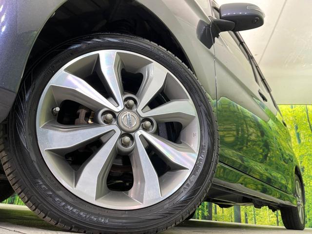 デイズ ハイウェイスター　Ｇ　４ＷＤ　禁煙車　全周囲カメラ　オーディオ　Ｂｌｕｅｔｏｏｔｈ接続　ＣＤ再生　ＨＩＤヘッド／フォグライト　オートライトスマートキー　アイドリングストップ　盗難防止装システム　純正１５インチアルミホイール（13枚目）