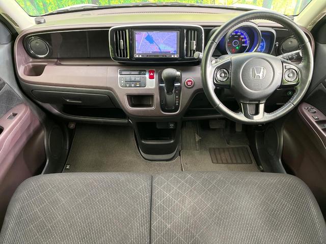 Ｎ－ＯＮＥ プレミアム　ツアラー・Ｌパッケージ　禁煙車　ターボ　ＳＤナビ　バックカメラ　ＣＤ／ＤＶＤ／フルセグＴＶ　Ｂｌｕｅｔｏｏｔｈ接続　クルーズコントロール　パドルシフト　ＨＩＤヘッドライト　オートライト　オートエアコン　スマートキー　ＥＴＣ（2枚目）