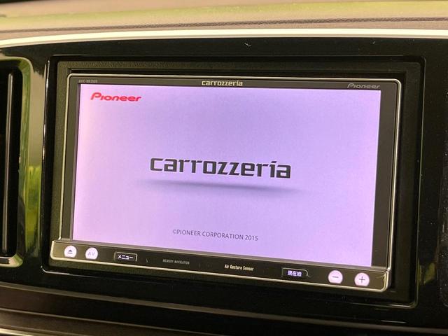 Ｎ－ＯＮＥ プレミアム　ツアラー・Ｌパッケージ　禁煙車　ターボ　ＳＤナビ　バックカメラ　ＣＤ／ＤＶＤ／フルセグＴＶ　Ｂｌｕｅｔｏｏｔｈ接続　クルーズコントロール　パドルシフト　ＨＩＤヘッドライト　オートライト　オートエアコン　スマートキー　ＥＴＣ（3枚目）