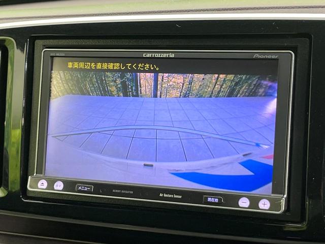 Ｎ－ＯＮＥ プレミアム　ツアラー・Ｌパッケージ　禁煙車　ターボ　ＳＤナビ　バックカメラ　ＣＤ／ＤＶＤ／フルセグＴＶ　Ｂｌｕｅｔｏｏｔｈ接続　クルーズコントロール　パドルシフト　ＨＩＤヘッドライト　オートライト　オートエアコン　スマートキー　ＥＴＣ（4枚目）