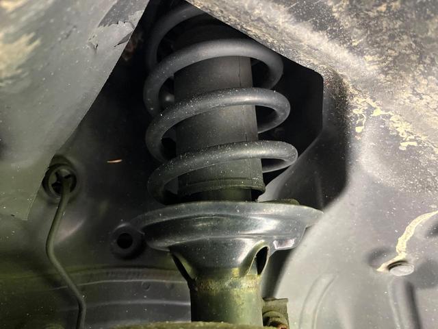 Ｎ－ＯＮＥ プレミアム　ツアラー・Ｌパッケージ　禁煙車　ターボ　ＳＤナビ　バックカメラ　ＣＤ／ＤＶＤ／フルセグＴＶ　Ｂｌｕｅｔｏｏｔｈ接続　クルーズコントロール　パドルシフト　ＨＩＤヘッドライト　オートライト　オートエアコン　スマートキー　ＥＴＣ（20枚目）