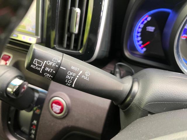 Ｎ－ＯＮＥ プレミアム　ツアラー・Ｌパッケージ　禁煙車　ターボ　ＳＤナビ　バックカメラ　ＣＤ／ＤＶＤ／フルセグＴＶ　Ｂｌｕｅｔｏｏｔｈ接続　クルーズコントロール　パドルシフト　ＨＩＤヘッドライト　オートライト　オートエアコン　スマートキー　ＥＴＣ（48枚目）