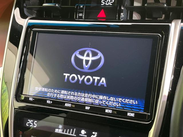 ハリアーハイブリッド プレミアム　４ＷＤ　禁煙車　後期型　純正９型ナビ　バックカメラ　ＣＤ／ＤＶＤ／フルセグ　Ｂｌｕｅｔｏｏｔｈ接続　衝突軽減装置　ＬＥＤヘッド／フォグ　オートハイビーム　シーケンシャルターンランプ　パワーバックドア（3枚目）