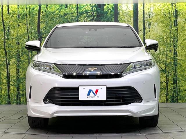 ハリアーハイブリッド プレミアム　４ＷＤ　禁煙車　後期型　純正９型ナビ　バックカメラ　ＣＤ／ＤＶＤ／フルセグ　Ｂｌｕｅｔｏｏｔｈ接続　衝突軽減装置　ＬＥＤヘッド／フォグ　オートハイビーム　シーケンシャルターンランプ　パワーバックドア（14枚目）