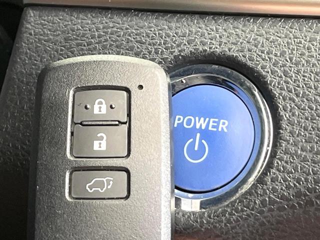 ハリアーハイブリッド プレミアム　４ＷＤ　禁煙車　後期型　純正９型ナビ　バックカメラ　ＣＤ／ＤＶＤ／フルセグ　Ｂｌｕｅｔｏｏｔｈ接続　衝突軽減装置　ＬＥＤヘッド／フォグ　オートハイビーム　シーケンシャルターンランプ　パワーバックドア（33枚目）