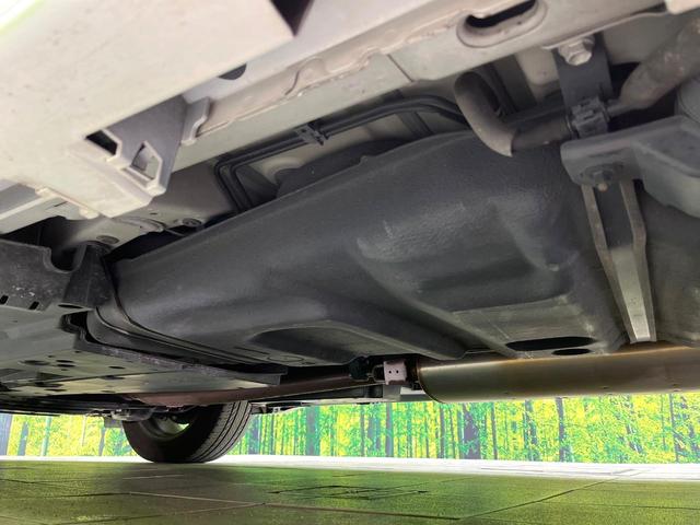 ハリアーハイブリッド プレミアム　４ＷＤ　禁煙車　後期型　純正９型ナビ　バックカメラ　ＣＤ／ＤＶＤ／フルセグ　Ｂｌｕｅｔｏｏｔｈ接続　衝突軽減装置　ＬＥＤヘッド／フォグ　オートハイビーム　シーケンシャルターンランプ　パワーバックドア（58枚目）