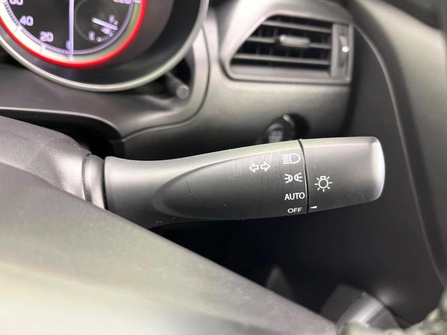 スイフト XGリミテッド 禁煙車 特別仕様車 SDナビ バックカメラ CD/DVD/地デジ Bluetooth接続 衝突軽減装置 アダプティブクルコン レーンアシスト オートハイビーム 前席シートヒーター 革巻きステアリング(46枚目)