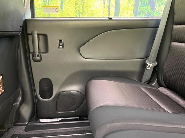 セレナ ハイウェイスター　禁煙車　８型ナビ　バックカメラ　ＣＤ／ＤＶＤ／フルセグ　Ｂｌｕｅｔｏｏｔｈ接続　衝突軽減装置　ＬＥＤヘッドライト　オートライト　ハンズフリー両側電動スライドドア　革巻きステアリング　ドラレコ　ＥＴＣ（42枚目）