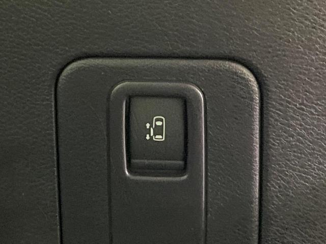 セレナ ハイウェイスター　禁煙車　８型ナビ　バックカメラ　ＣＤ／ＤＶＤ／フルセグ　Ｂｌｕｅｔｏｏｔｈ接続　衝突軽減装置　ＬＥＤヘッドライト　オートライト　ハンズフリー両側電動スライドドア　革巻きステアリング　ドラレコ　ＥＴＣ（64枚目）