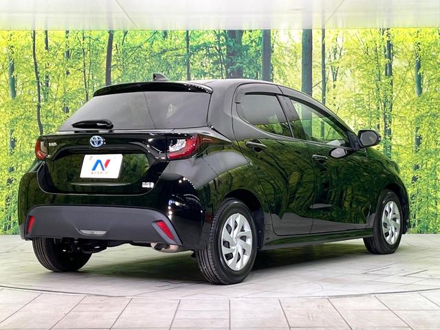 ヤリス ハイブリッドX 禁煙車 純正ディスプレイオーディオ Bluetooth接続 衝突軽減装置 レーダークルコン レーンアシスト オートハイビーム オートエアコン スマートキー ビルトインETC(17枚目)