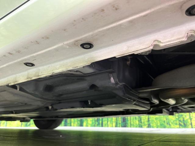 ノート Ｘ　禁煙車　純正９型ナビ　Ｂｌｕｅｔｏｏｔｈ接続　フルセグ　全周囲カメラ　衝突軽減装置　レーダークルーズ　コーナーセンサー　ＬＥＤヘッド　ＥＴＣ　デジタルインナーミラー　オートハイビーム　スマートキー（62枚目）